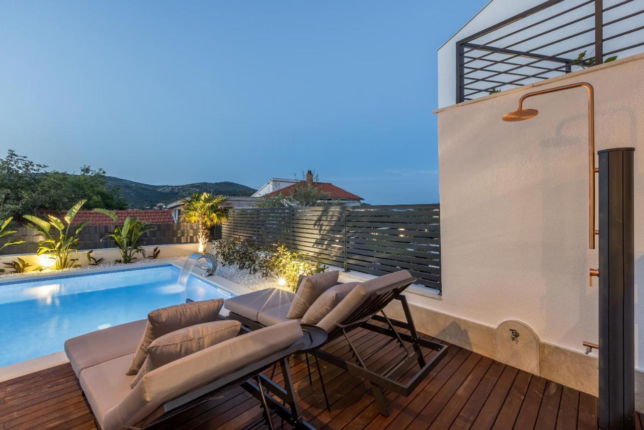 Willa Todo With Heated Pool And Jacuzzi *