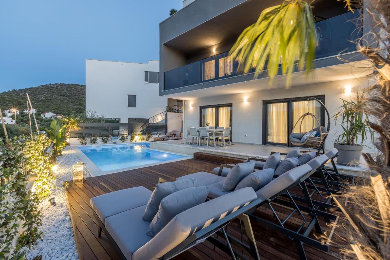 Willa Todo With Heated Pool And Jacuzzi *