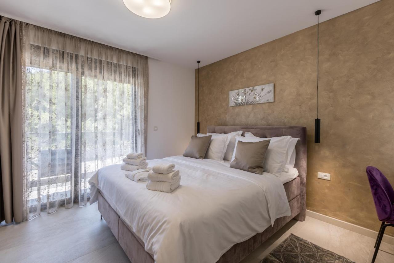Todo With Heated Pool And Jacuzzi *